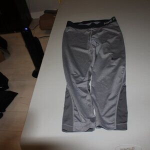 Grey Nike Crops Size Medium